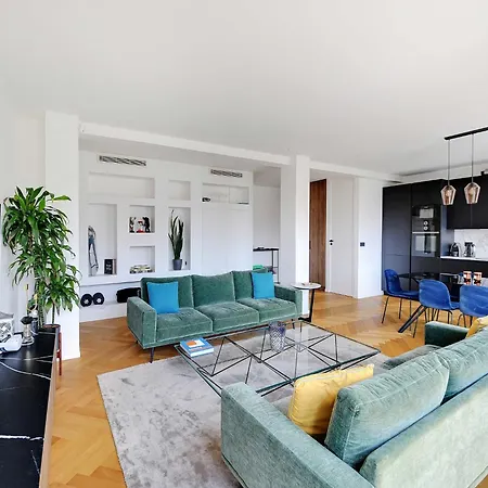 Exceptional - 1 Bdr 2p - Eiffel Tower View